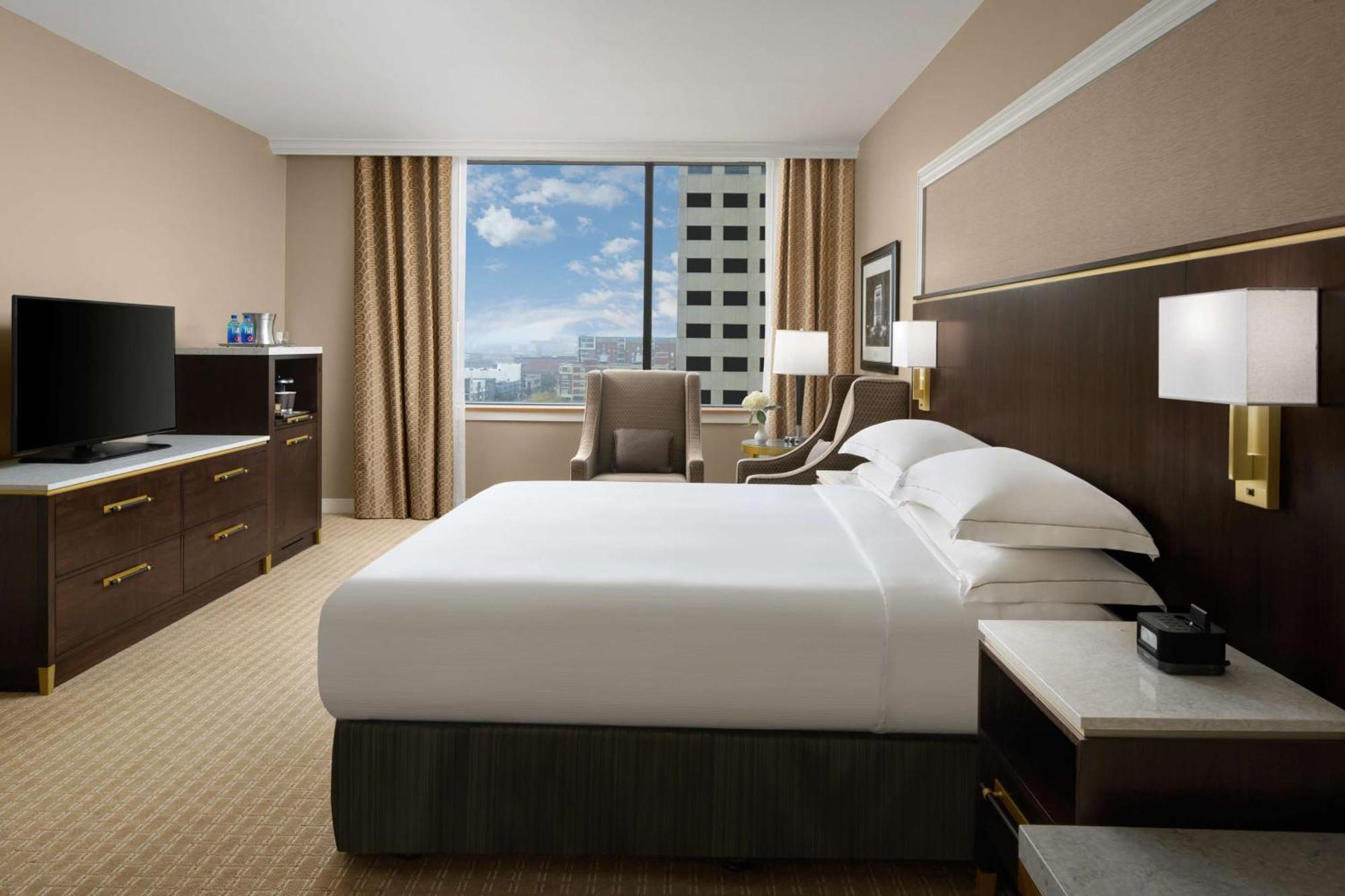 ฮิลตัน อินดีแอนาโปลิส โฮเต็ล แอนด์ สวีท Hotel อินเดียนาโพลิส ภายนอก รูปภาพ