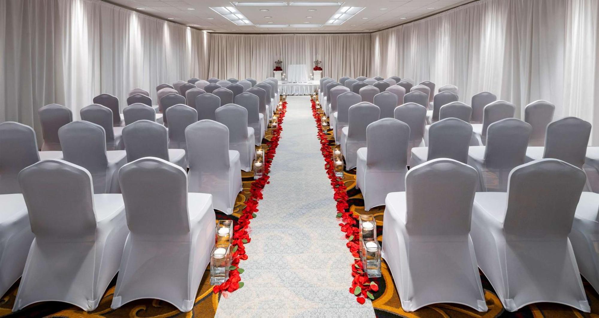 ฮิลตัน อินดีแอนาโปลิส โฮเต็ล แอนด์ สวีท Hotel อินเดียนาโพลิส ภายนอก รูปภาพ